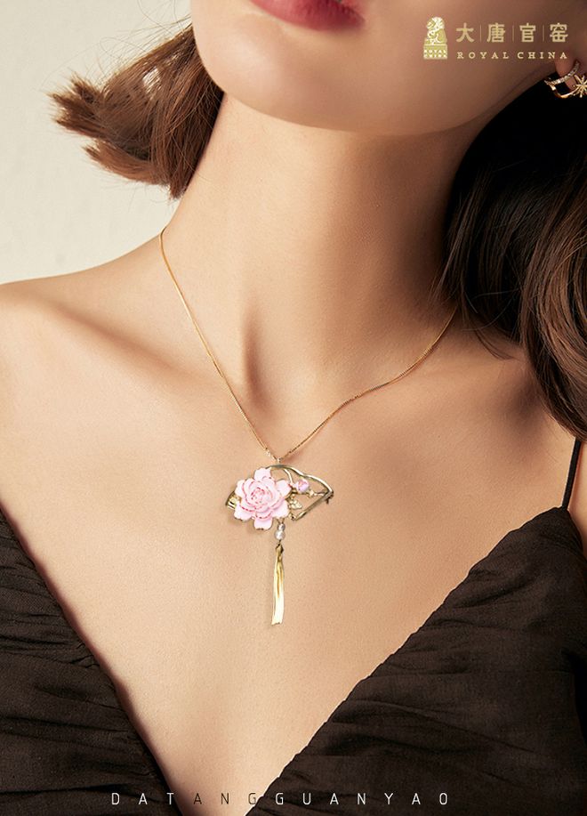 ！洛小丹首饰让爱意更有仪式感AG真人游戏平台七夕心动之选(图5)